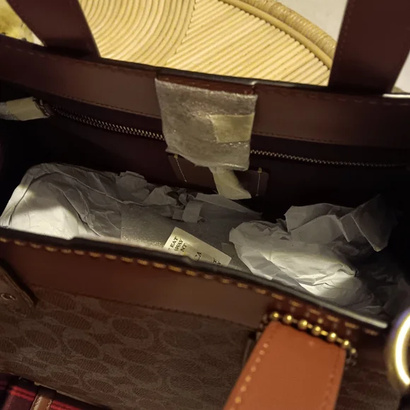 Coach handbag - Picture 3 of 6